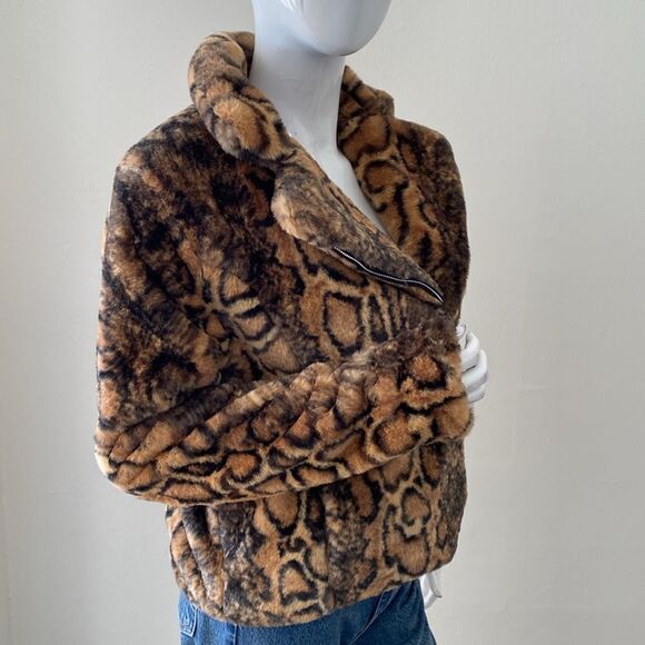 Forever 21 Faux Fur Leopard & Snakeskin Print Moto Style Cropped Jacket - Picture 4 of 7